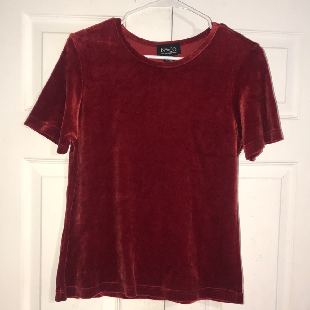 Women’s NY&CO Velour Top